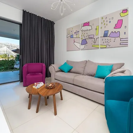 Apartment Horizon